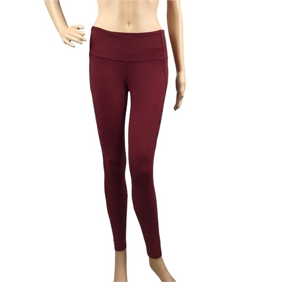 Victoria Sport Knockout Leggings Size S Dark Red - Picture 1 of 7